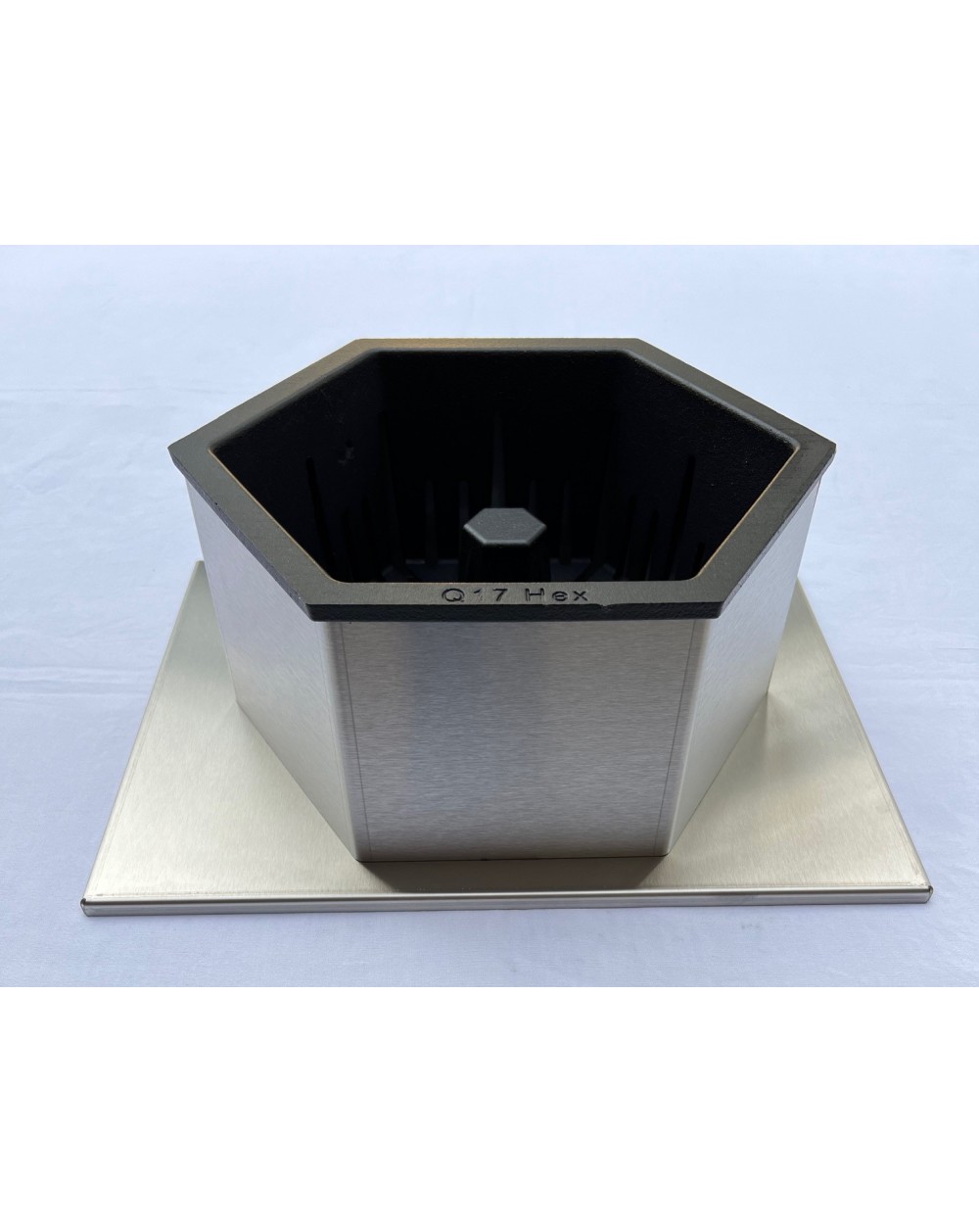 QAÏTO Q17 Hex Brûleur à pellets hexagonal pour INSERTS ET POELES A BOIS ovoïdes - Surface chauffée  ~ 25 - 35 m²